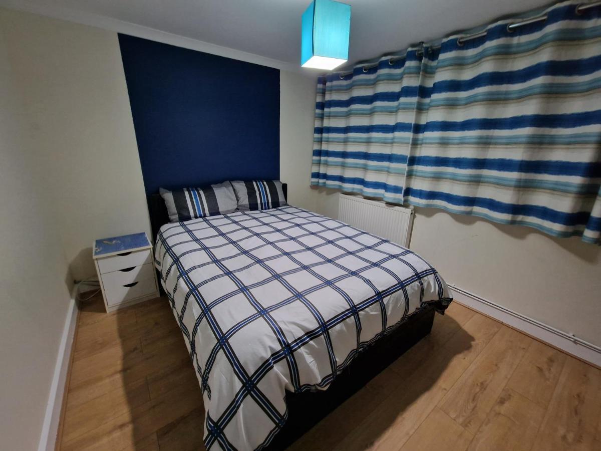 Appartamento Snoozeden Chalvey, Slough Esterno foto
